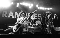 Концерт панк группы Ramones