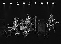 Панк группа Ramones on stage 1976 год