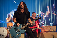 Foo Fighters альтернативный рок лидер Дэйв Грол гитара