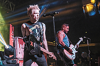 Sum 41 live панк рок