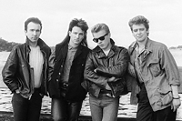 U2 ирландская рок группа Боно Эдж Адам Клейтон Ларри Маллен