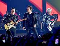 U2 live